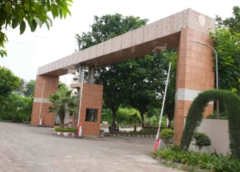 Main gate and entrance of Chattarpur Farms in Nagpur